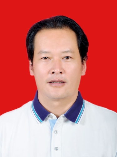 李银照片