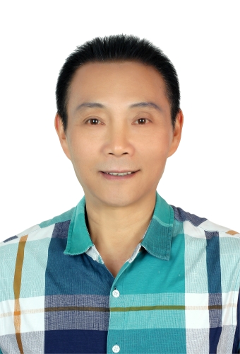 侯跃照片
