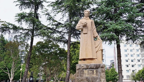 <span style='background-color:;'>17230171399</span>66