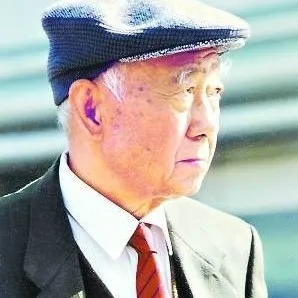 <span style='background-color:;'>17231685215</span>24