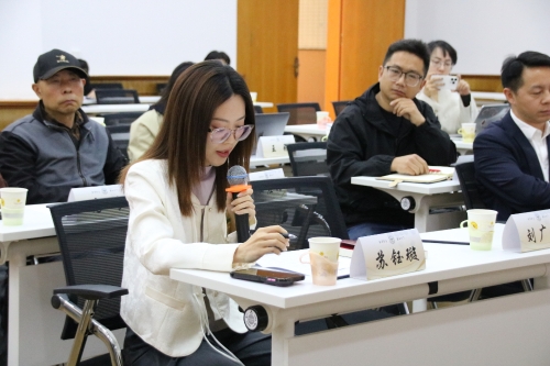 5253c3b1b393a9713f158deb0cf35392